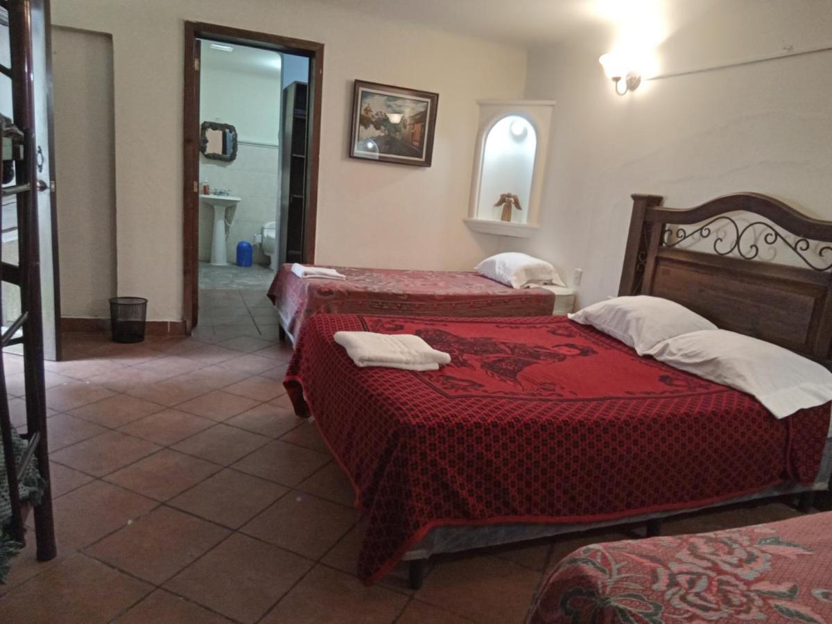 Huellas Hostal Antigua Dış mekan fotoğraf